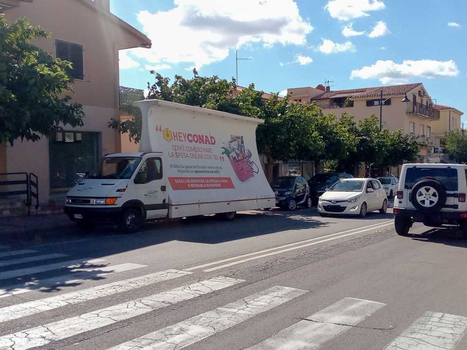 Pubblistreet - Sito Web - I Nostri Clienti - Camion Vela Pubblicitario - Pubblicità Dinamica - Poster Bus - Vela Bus - Pubblicità itinerante - Cagliari Sardegna